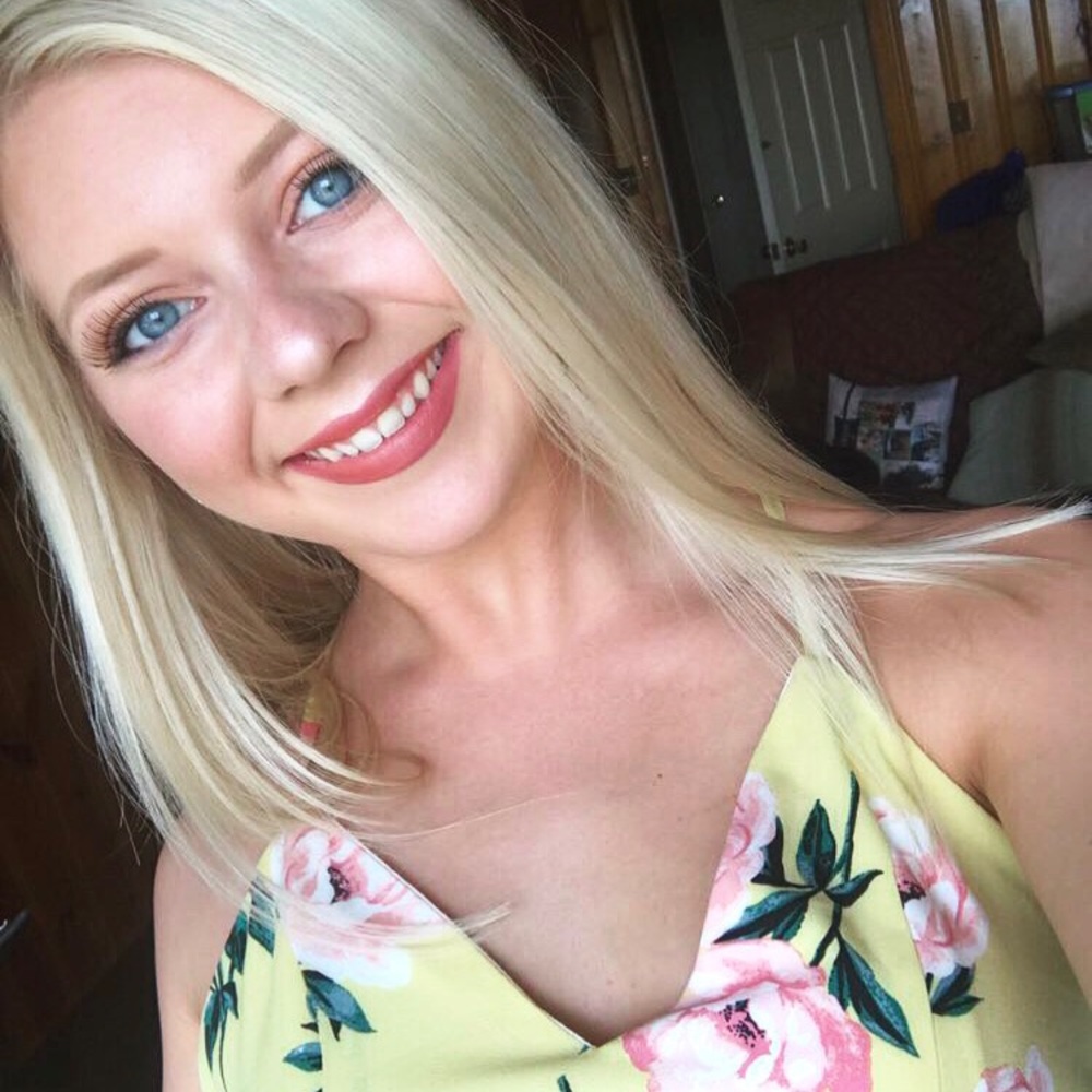 Meet your Posher, Arianna